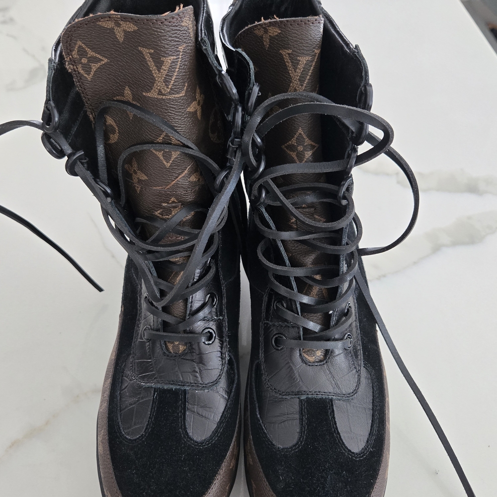Louis Vuitton Monogram Black and Brown Boots